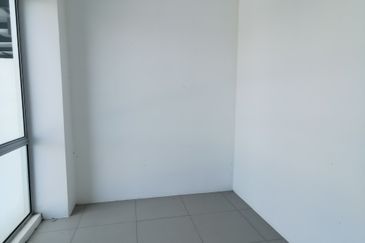 Corner 2 Sty Tmn Desa Harmoni,Sungai Dua, Butterworth For Sale