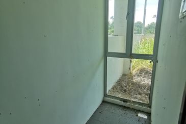 Corner 2 Sty Tmn Desa Harmoni,Sungai Dua, Butterworth For Sale