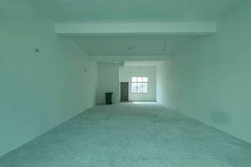 2 Sty Endlot Light Industry At  Sungai Puyu, Butterworth For Sale