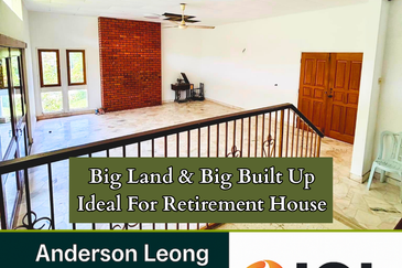 🏡𝐒𝐞𝐫𝐞𝐦𝐛𝐚𝐧 𝐋𝐚𝐤𝐞 𝐆𝐚𝐫𝐝𝐞𝐧 - 𝟐.𝟓 𝐒𝐭𝐨𝐫𝐞𝐲 𝐁𝐮𝐧𝐠𝐚𝐥𝐨𝐰 𝐋𝐚𝐧𝐝 𝟏𝟔,𝟑𝟒𝟎𝐬𝐪𝐟𝐭  𝐅𝐨𝐫 𝐒𝐚𝐥𝐞