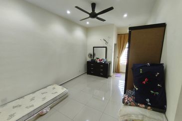 TAMAN PD TEKNIK FASA II