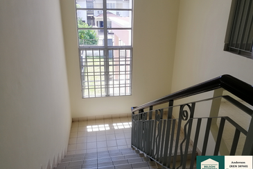 EMERALD PARK (SEREMBAN 2)