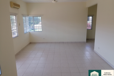 EMERALD PARK (SEREMBAN 2)