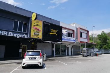 Best Investment Unit at Teluk Kemang 2 Storey Shoplot at Port Dickson