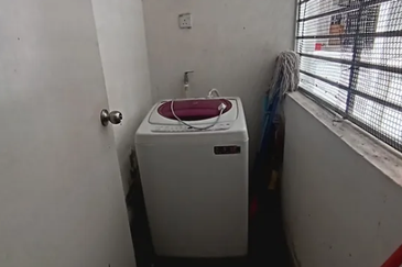 Dahlia Court Apartment