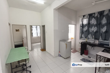 Dahlia Court Apartment