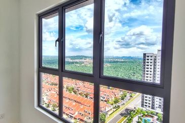 Arena Residences @ Warisan Puteri