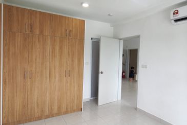 Arena Residences @ Warisan Puteri