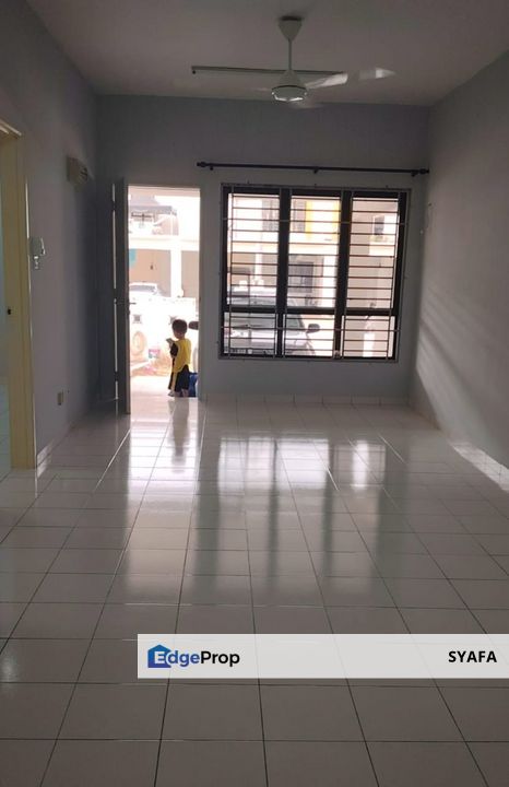 Ground Floor Townhouse Villa Kesuma, Semenyih, Selangor, Semenyih