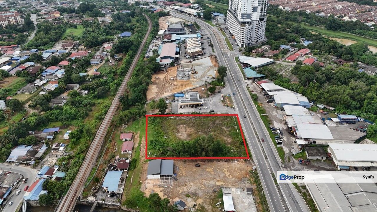 Main Road Jalan Reko Kajang Bangi near Univ Keb Malaysia for Rental ...