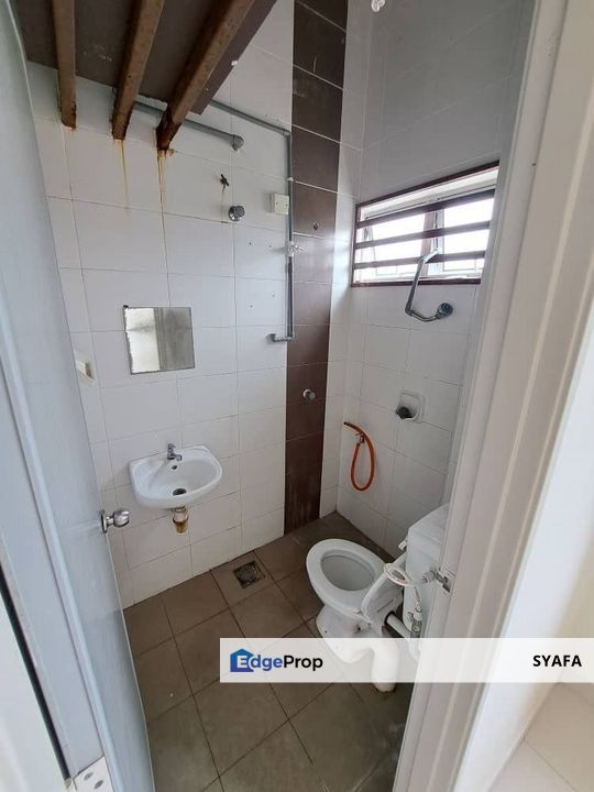 Fully Furnished Dahlia Court Salak Tinggi Sepang, Selangor, Sepang