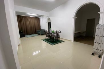 Pangsapuri Cempaka @ Taman Salak Maju