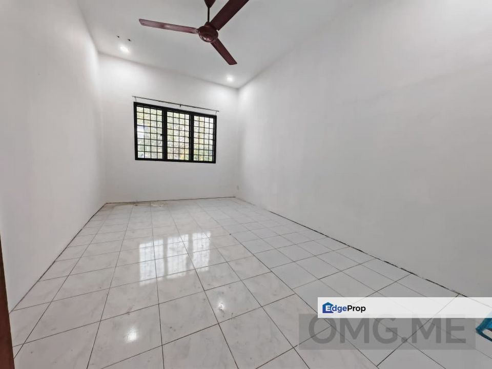 Batu Belah, Klang  Double Storey Terrace For Sale, Selangor, Klang