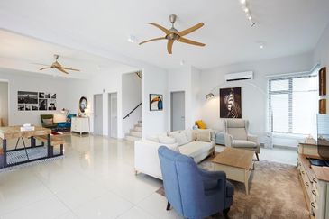 Fully Furnished Semi-D For Rent | S2 Heights