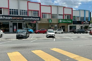 First Floor Shop Lot For Rent | Taman Seri Rembau
