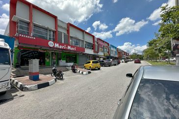 Rembau Sentral, 3 Adjoining Double Storey Shop Lot
