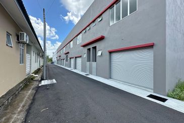 Rembau Sentral, 3 Adjoining Double Storey Shop Lot