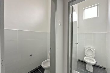 Rembau Sentral, 3 Adjoining Double Storey Shop Lot