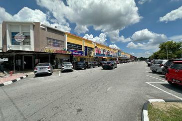 Rembau Sentral, 3 Adjoining Double Storey Shop Lot