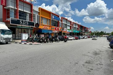 Rembau Sentral, 3 Adjoining Double Storey Shop Lot