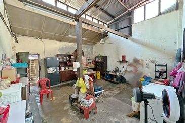 High Exposure Shop Lot Opposite Rembau Bus Station