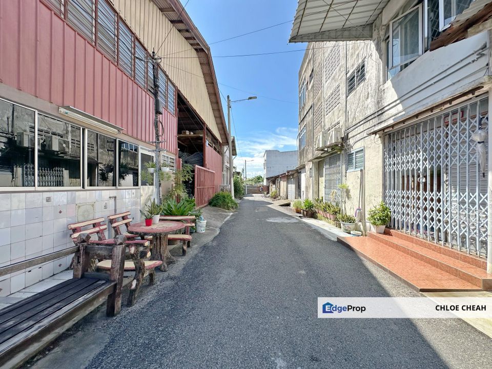 High Exposure Shop Lot Opposite Rembau Bus Station, Negeri Sembilan, Rembau