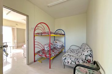 Cempaka Apartment Seremban 2 | Below Bank Value