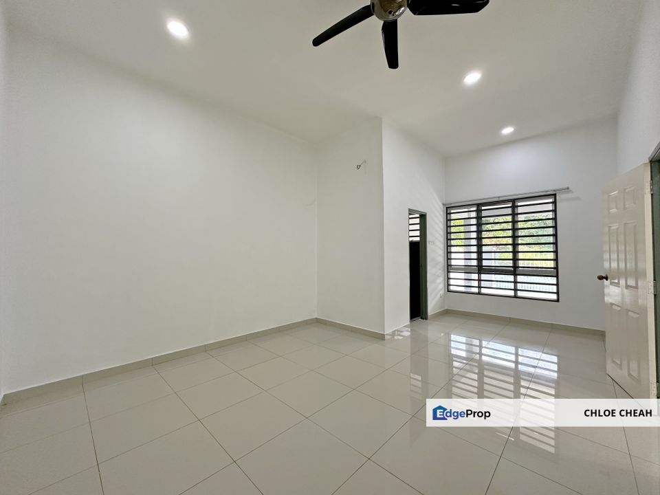 Taman Belida Indah Kayu Ara Seremban 2 Single Storey Semi-Detached House For Sale Facing Open Space, Negeri Sembilan, Seremban