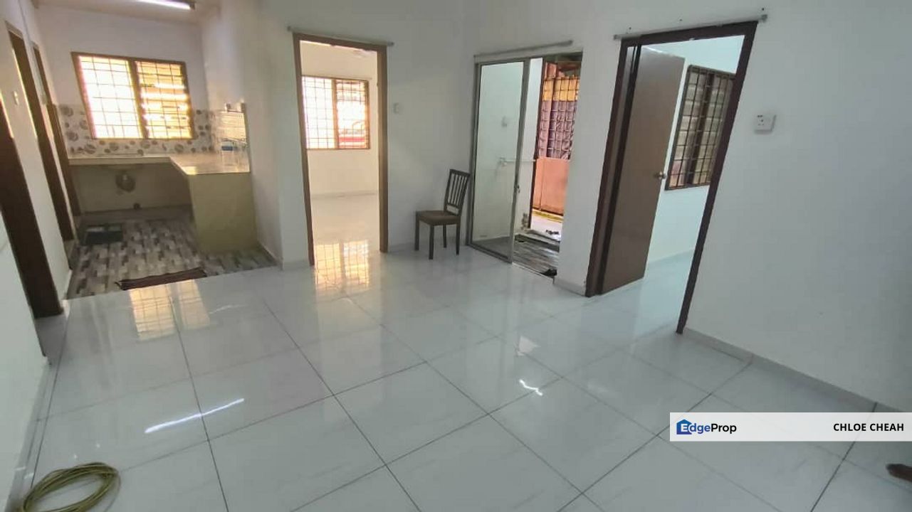 Dahlia Apartment Seremban 2 Ground Floor Unit For Sale Freehold, Negeri Sembilan, Seremban