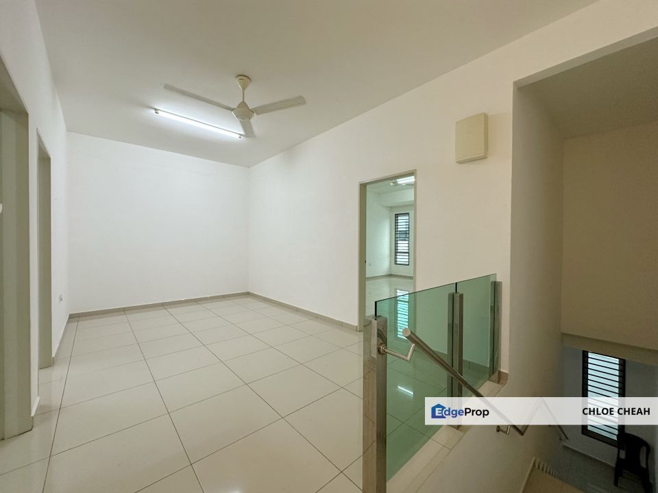 Taman Hijayu 1A Bandar Sri Sendayan Double Storey Terrace House For Sale Gated And Guarded, Negeri Sembilan, Siliau