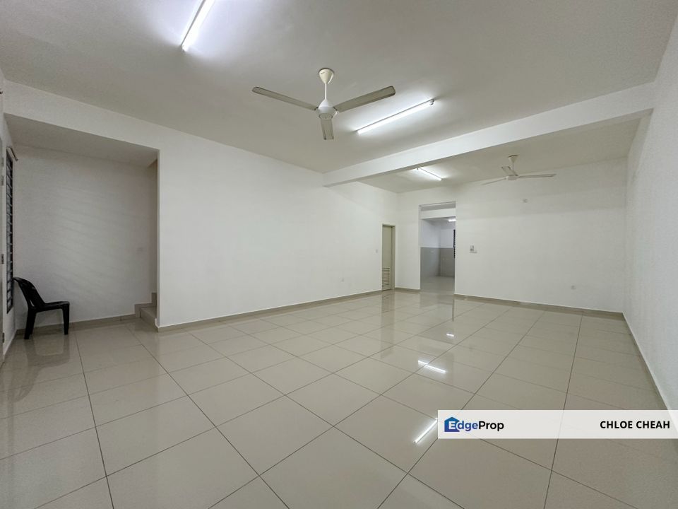 Taman Hijayu 1A Bandar Sri Sendayan Double Storey Terrace House For Sale Gated And Guarded, Negeri Sembilan, Siliau