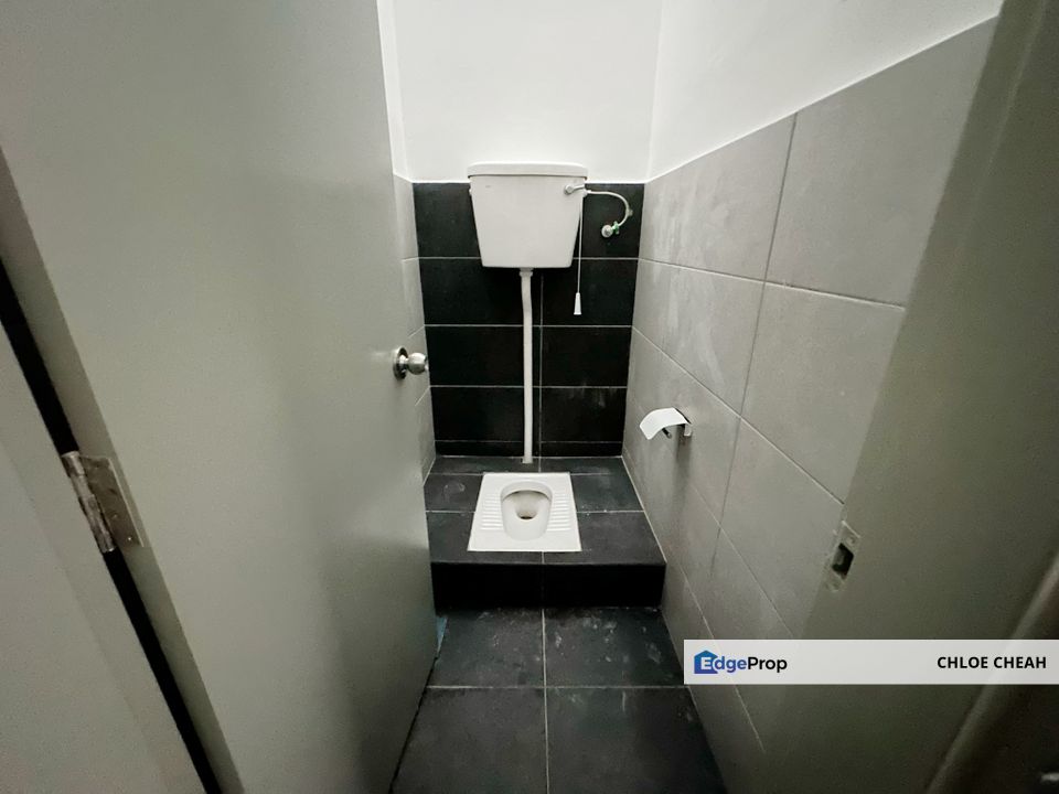 Frontiercity Ainsdale Seremban Double Storey Shop Office For Rent Prime Location, Negeri Sembilan, Seremban