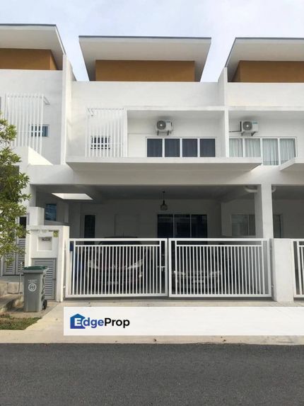 RUMAH UNTUK DI JUAL DOUBLE STOREY ARA SENDAYAN NEGERI SEMBILAN, Negeri Sembilan, Seremban