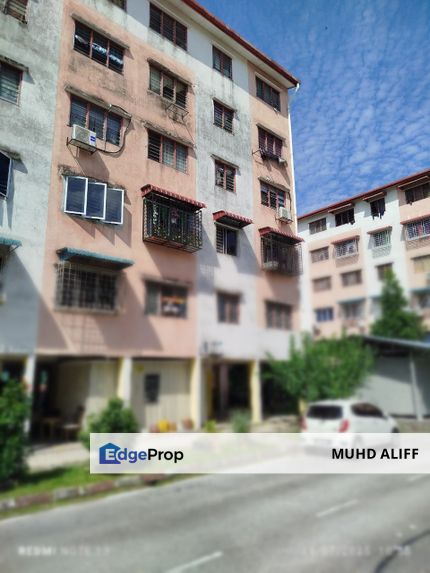 Tingkat 1 Flat PKNS Seksyen 7 Shah Alam , Selangor, Shah Alam