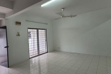 Jalan SP 7 @ Bandar Saujana Putra