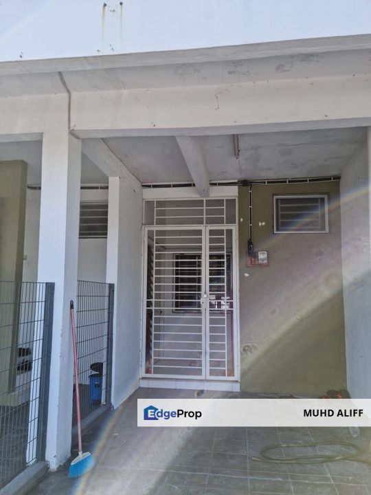 Ground Floor Pearl Villa Townhouse Bandar Saujana Putra , Selangor, Bandar Saujana Putra
