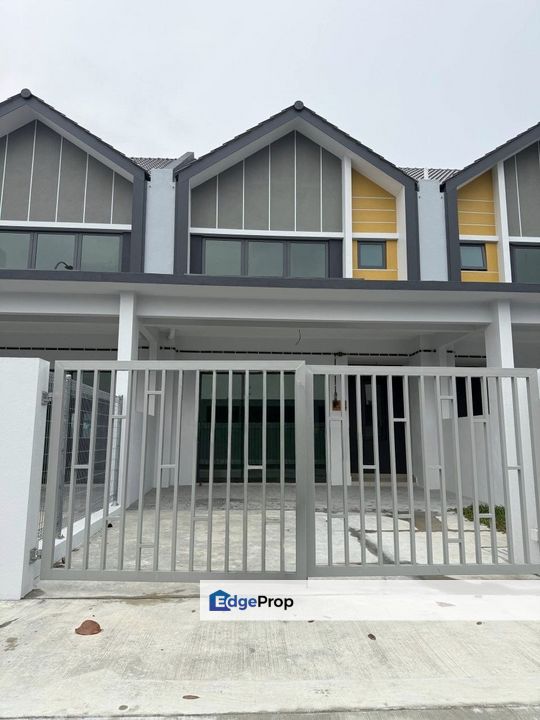 Double Storey Terrace Taman Bunga Raya Klang, Selangor, Klang