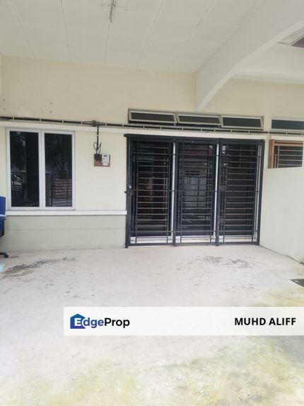 Single Storey Terrace Jalan Tanjung Resang Seksyen 30 Shah Alam , Selangor, Shah Alam