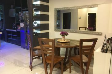 Metro Height Residence - 3.5 Storey Terrace with Ready Move in condition