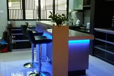 Metro Height Residence - 3.5 Storey Terrace with Ready Move in condition