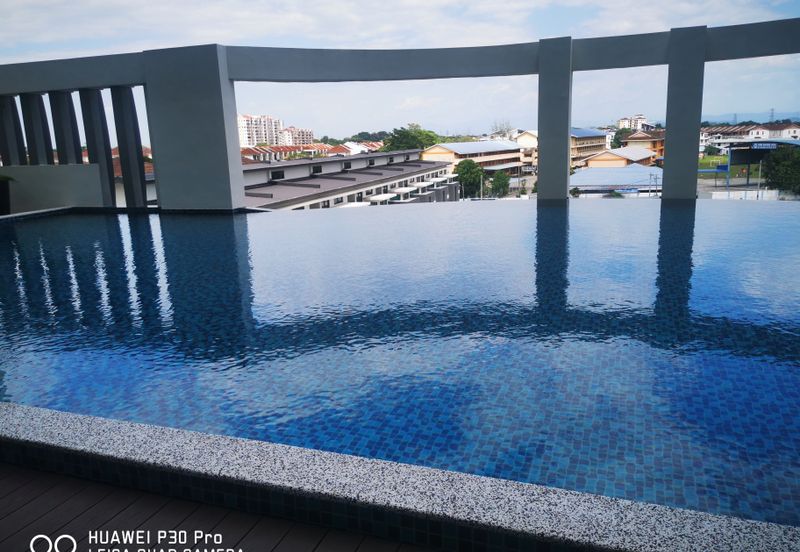 Bayu Residence - Newly Completed Huge Layout Unit For sale RM700k only