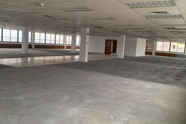 Green Hall - Georgetown Heritage Zone huge layout office for rent