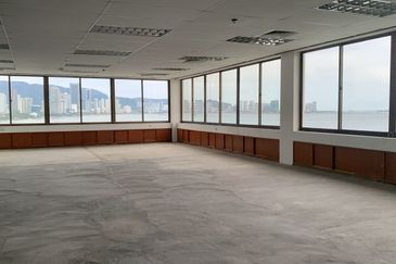 Green Hall - Georgetown Heritage Zone huge layout office for rent