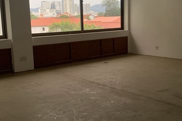 Green Hall - Georgetown Heritage Zone huge layout office for rent