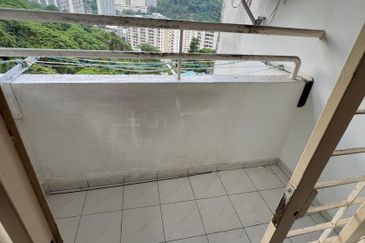 Bukit Awana Condominium