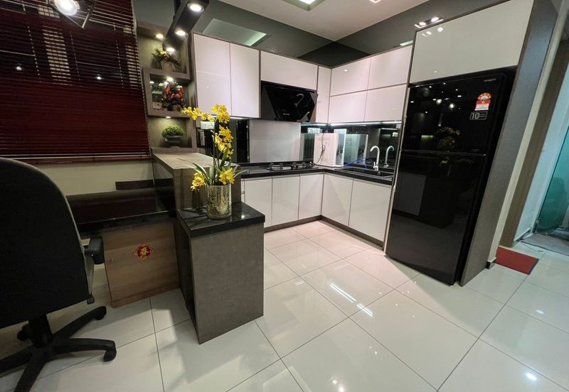 Arasia Perdana (The Clovers)