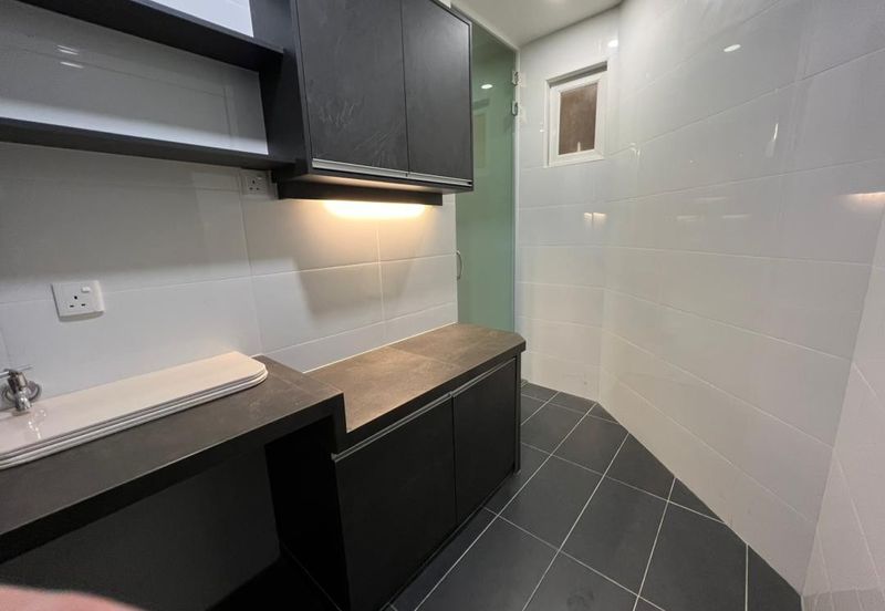 Arasia Perdana (The Clovers)