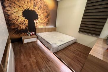 Arasia Perdana (The Clovers)