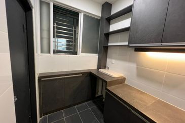 Arasia Perdana (The Clovers)