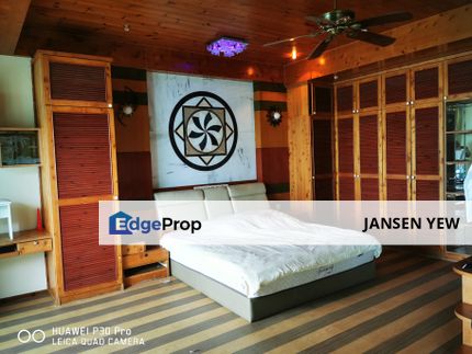 Sri Golden Bay - Super Luxury Condo Low Density with 2 lift serve to door step RM2mil, Penang, Tanjung Tokong
